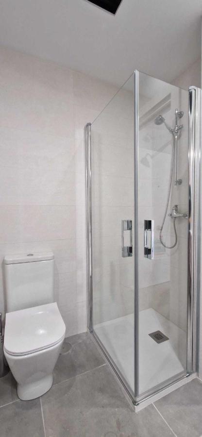 Malaga Lodge Apartments Ngoại thất bức ảnh