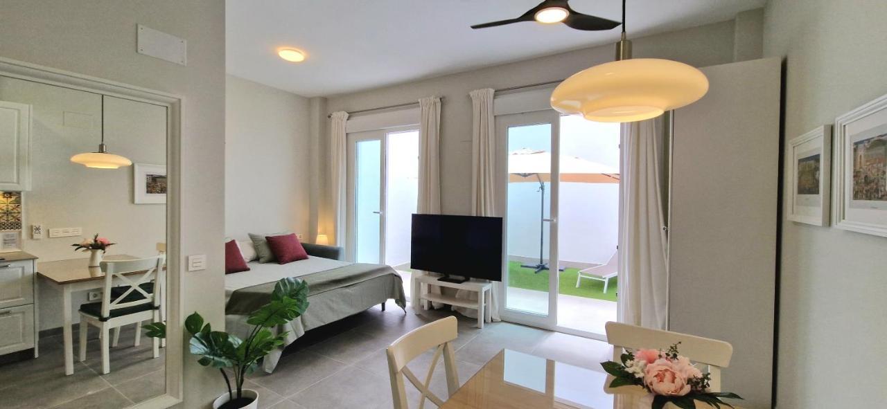 Malaga Lodge Apartments Ngoại thất bức ảnh